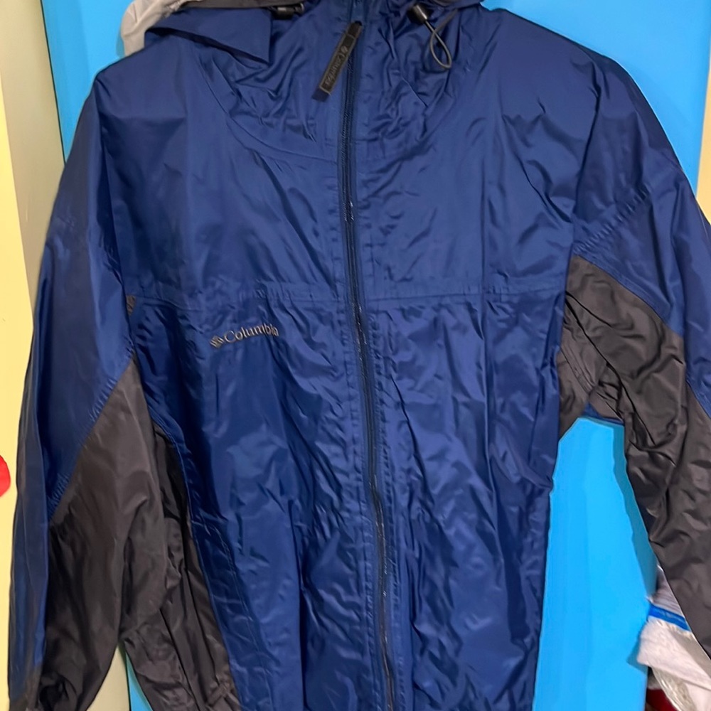 Columbia Wind Breaker